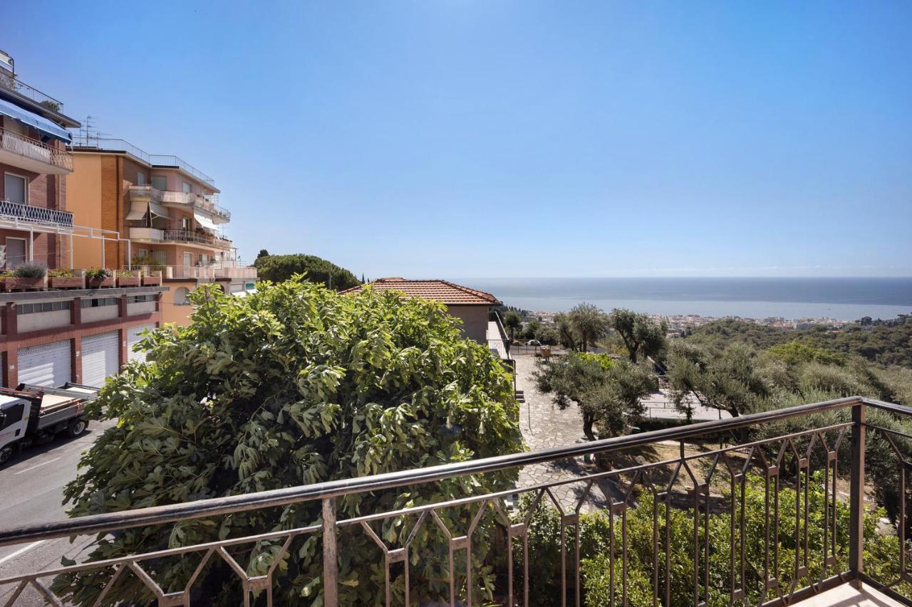 I Girasoli Alassio Exterior photo